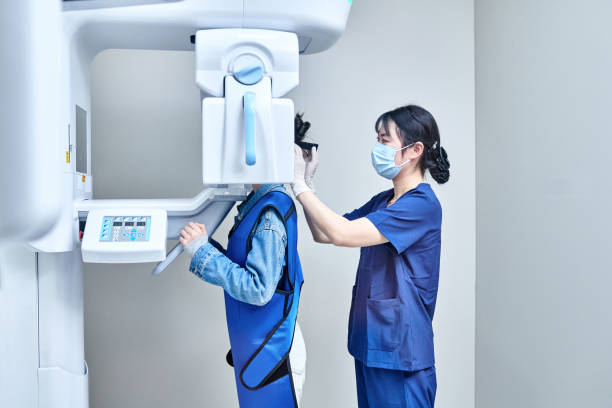Best Mobile Emergency Dentist in Dixon Lane Meadow Creek, CA